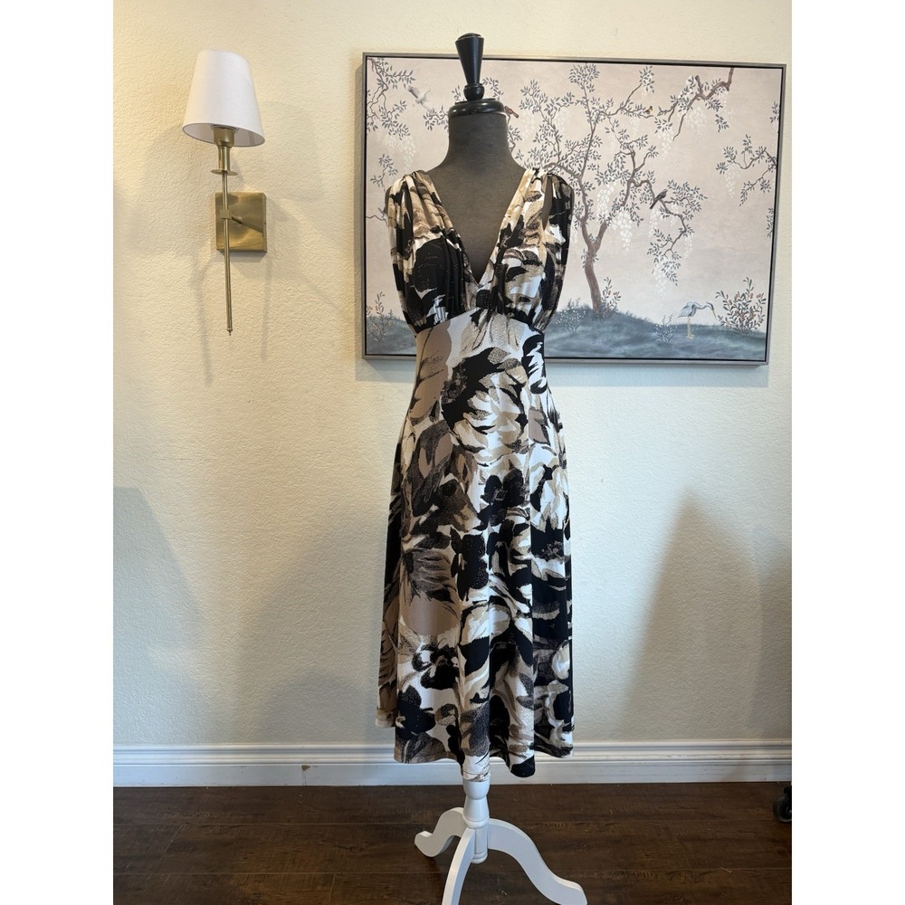 Pretty Dramatic ‎ Floral Black Brown And Beige  Midi Dress